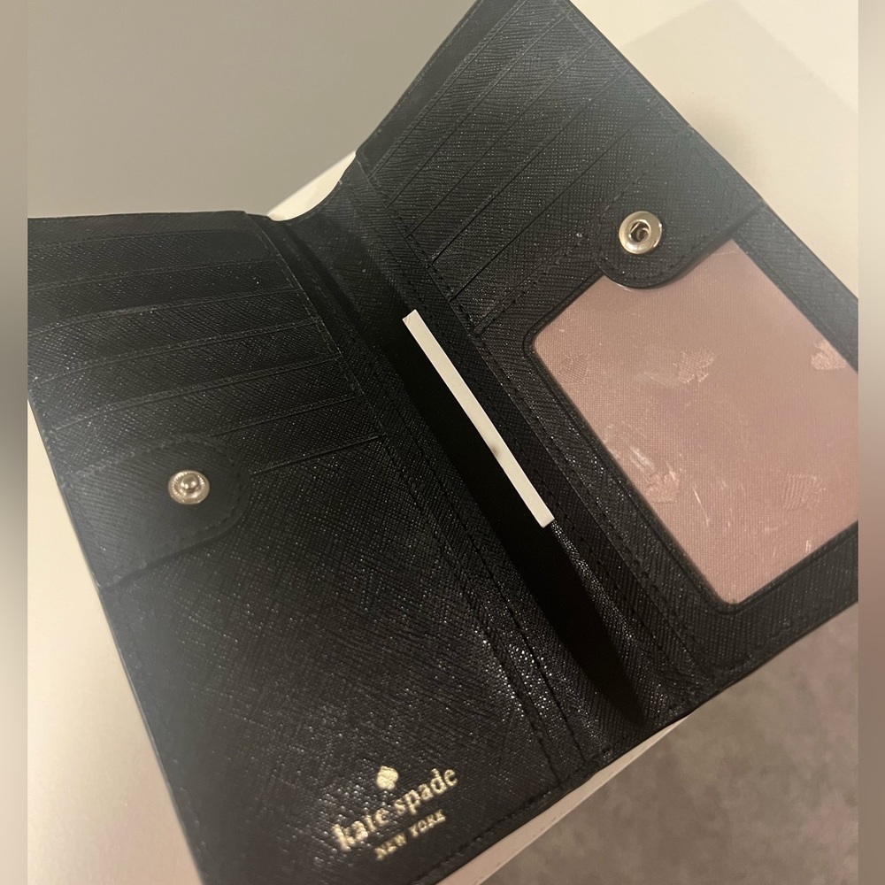 Kate Spade Wallet - Picture 5 of 7